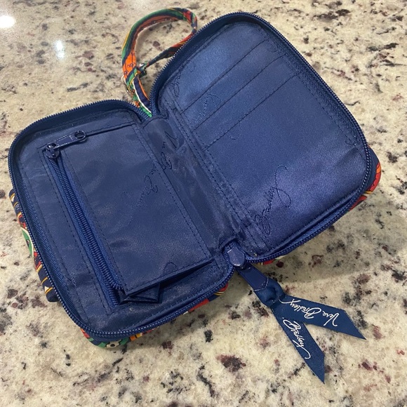 Vera Bradley Crossbody and matching Cardholder - Picture 3 of 5